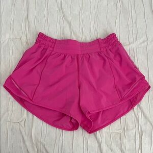 Lululemon Hotty Hot 4” Shorts